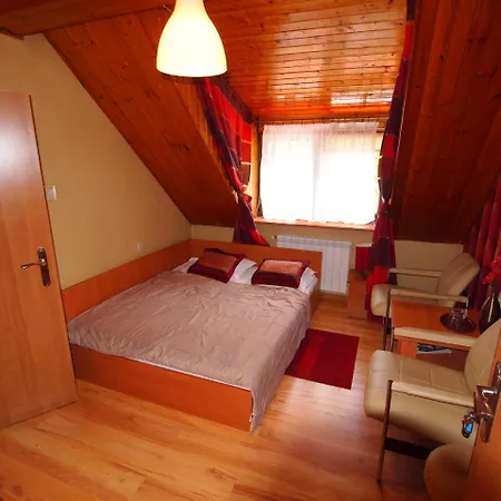 Siodlo Hotel&restauracja 여관 *